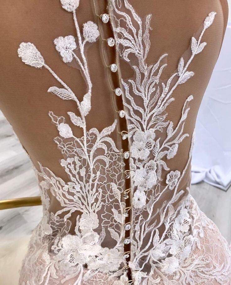 Wedding dress embellishments 