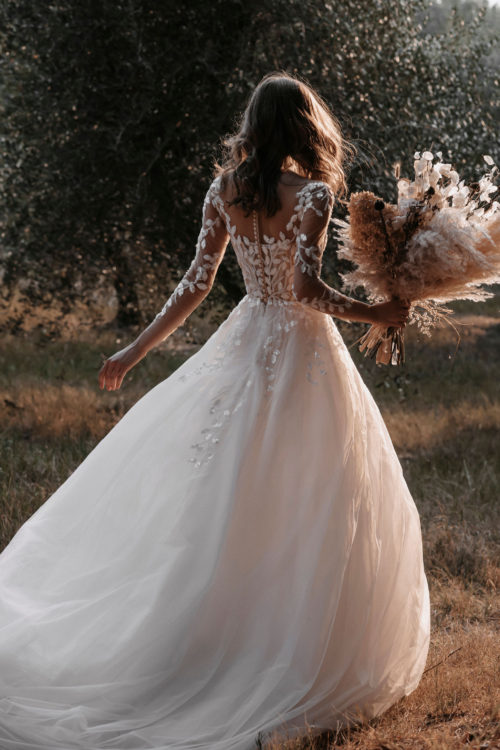 Abella-rachelle-e159-wedding-dress
