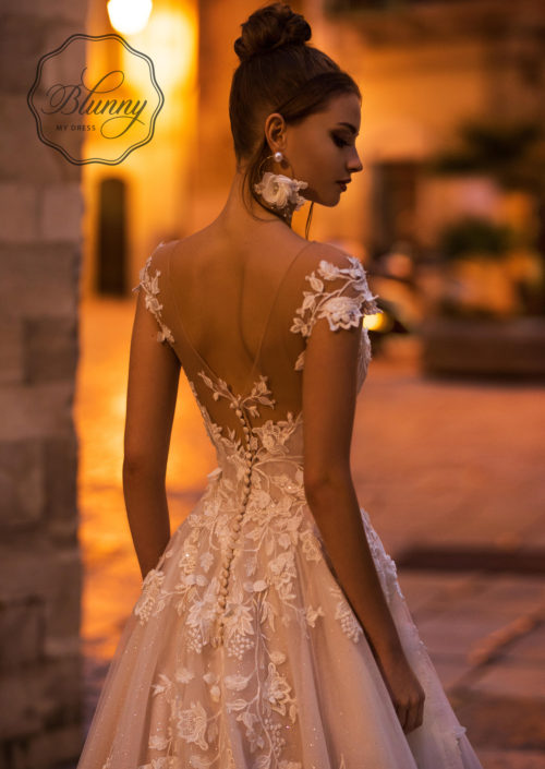 naviblue-blandy-20009-wedding-dress